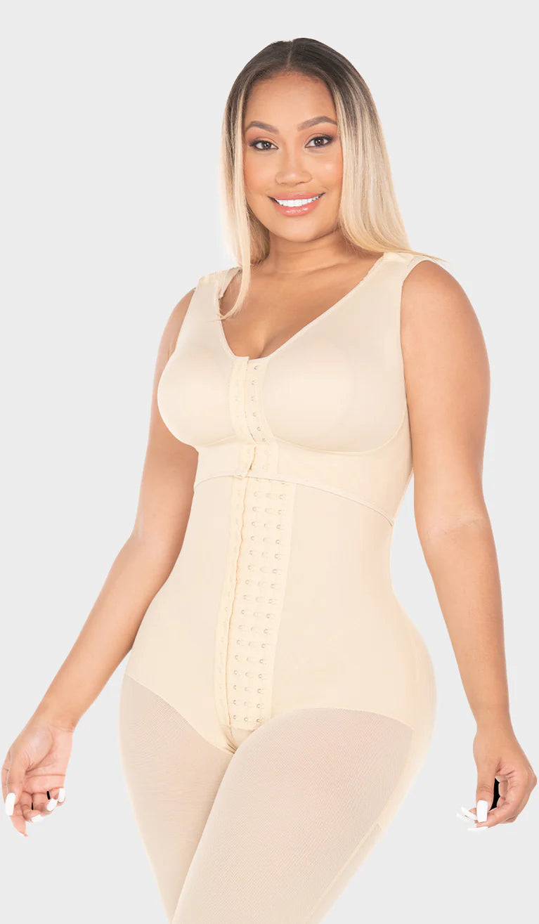 F00470 - HOURGLASS TYPE KNEE-LENGTH FAJA WITH BRA